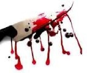 man stabbed knife in head by his sons.